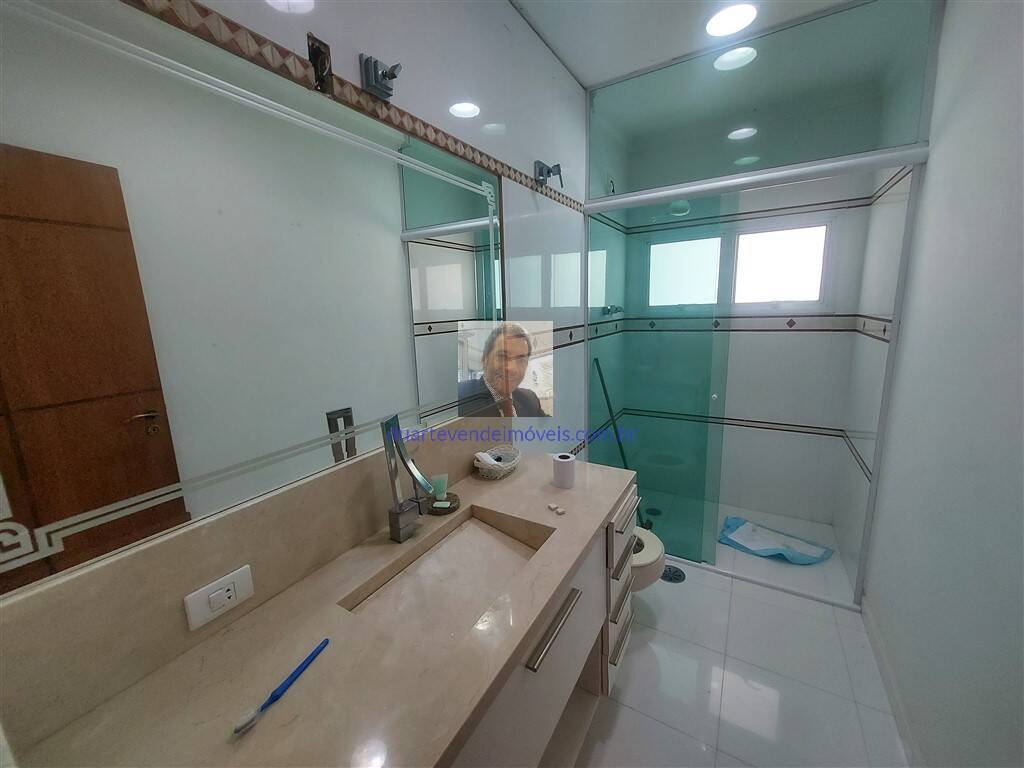 Casa à venda e aluguel com 4 quartos, 430m² - Foto 32