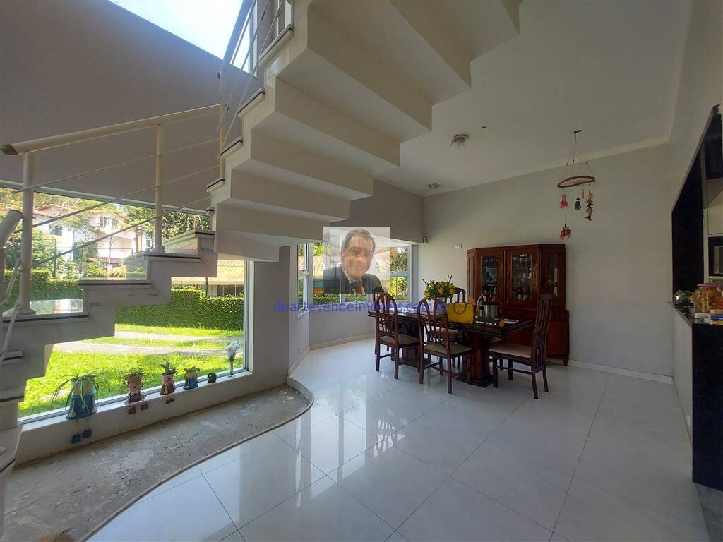 Casa à venda e aluguel com 4 quartos, 430m² - Foto 42