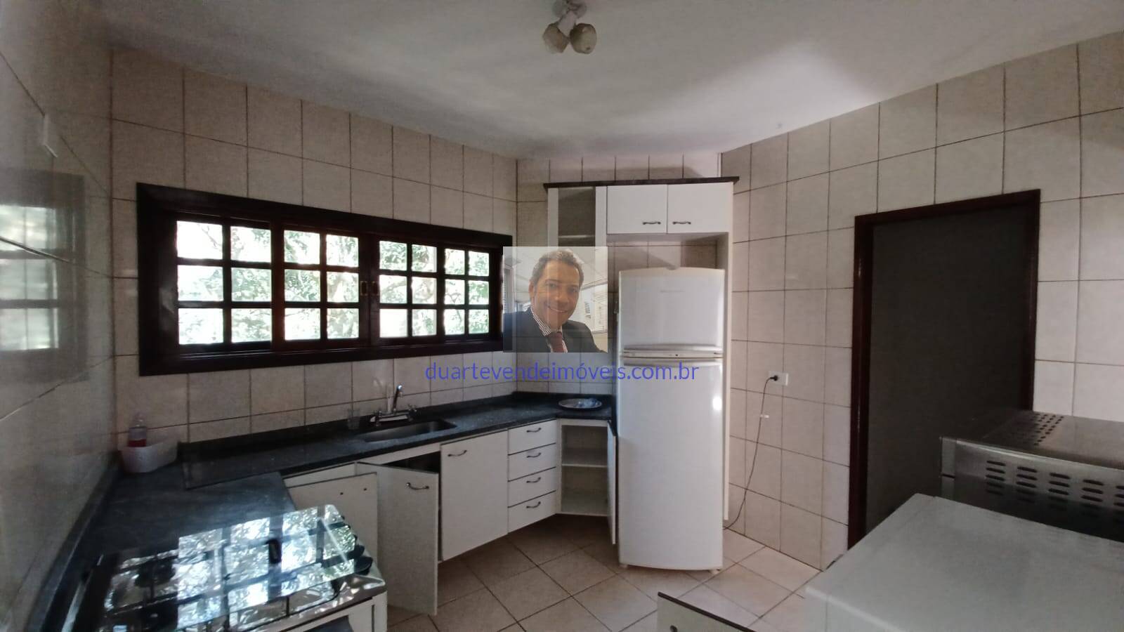 Casa de Condomínio à venda com 4 quartos, 237m² - Foto 51