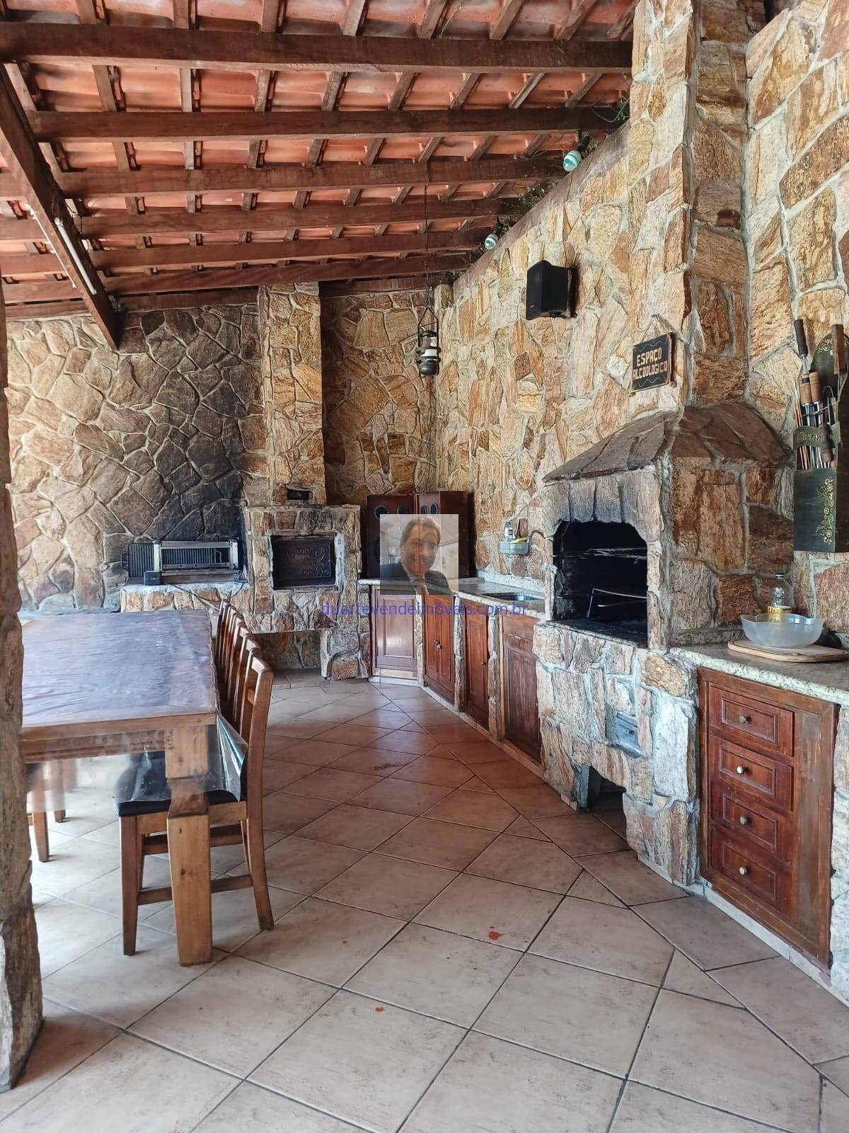 Fazenda à venda com 4 quartos, 590m² - Foto 10