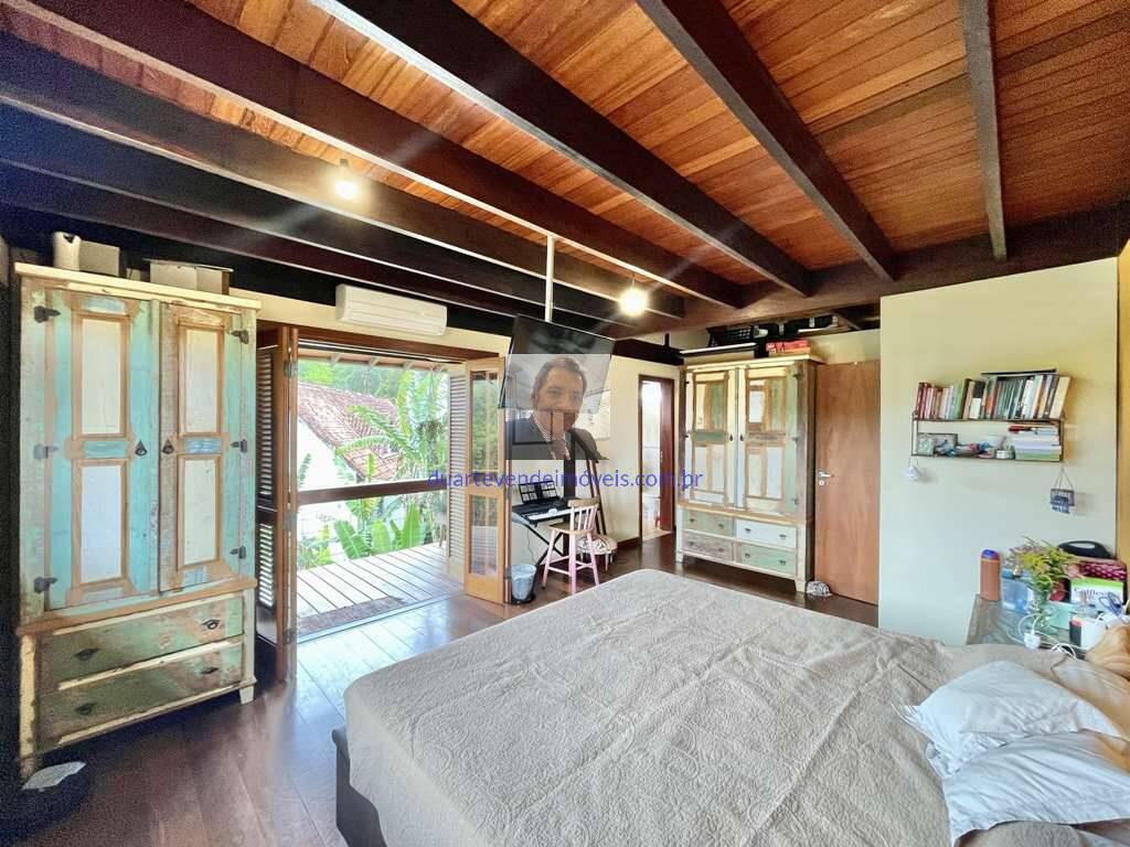 Casa à venda com 3 quartos, 282m² - Foto 33