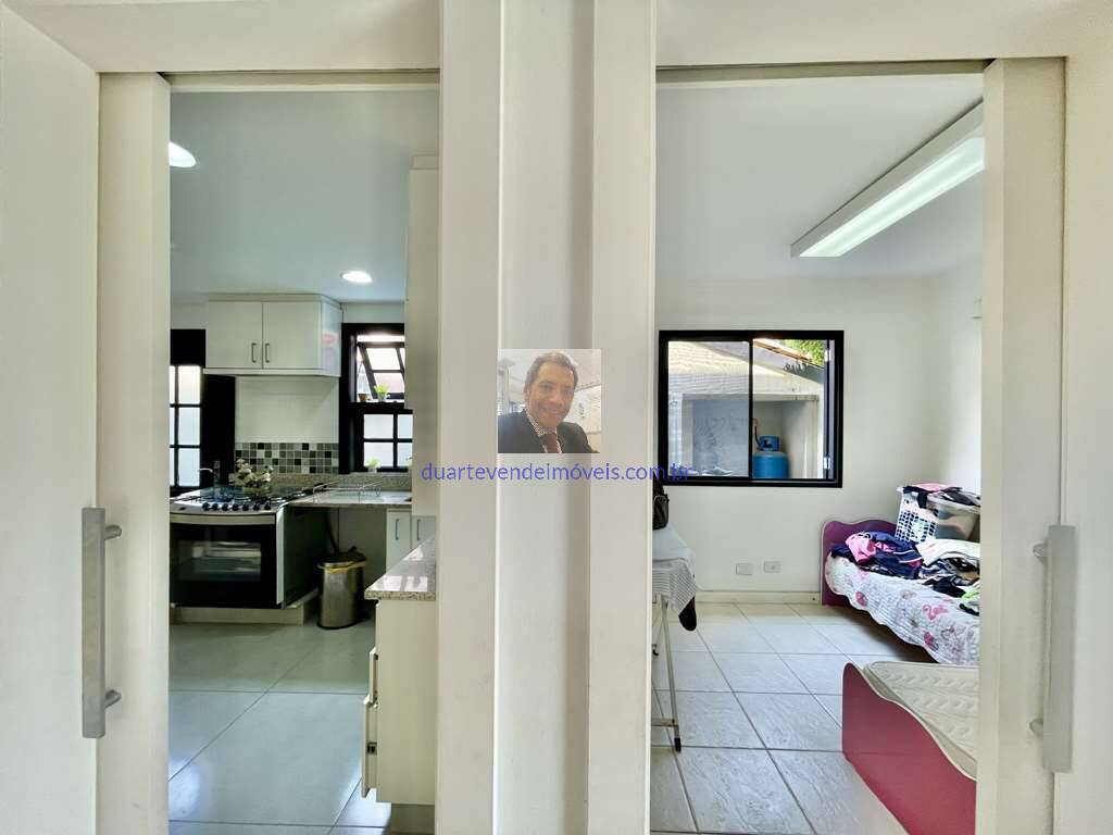 Casa de Condomínio à venda com 4 quartos, 250m² - Foto 52