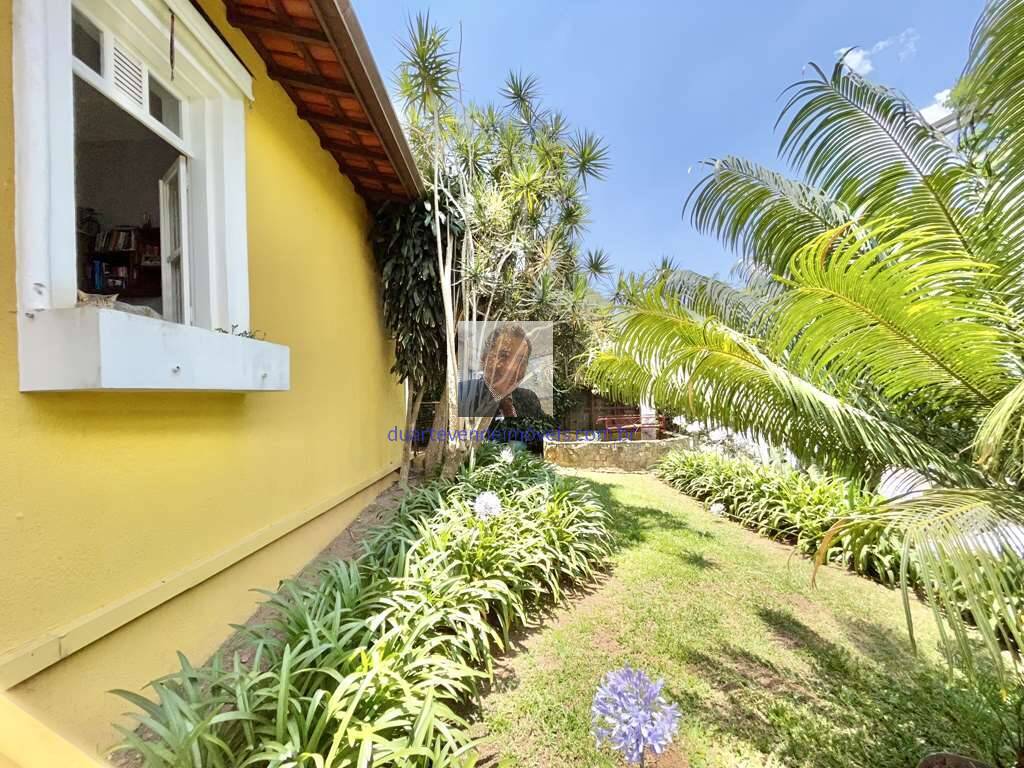 Casa de Condomínio à venda com 4 quartos, 450m² - Foto 12