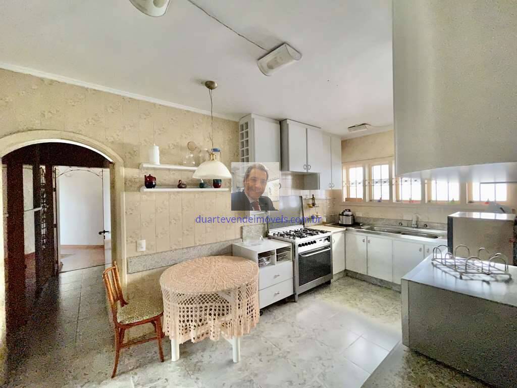 Casa à venda com 4 quartos, 353m² - Foto 31