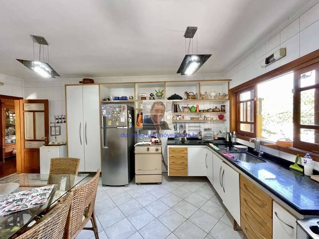 Casa à venda com 4 quartos, 336m² - Foto 22