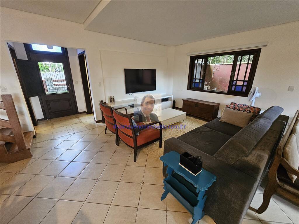 Casa de Condomínio à venda com 3 quartos, 214m² - Foto 10