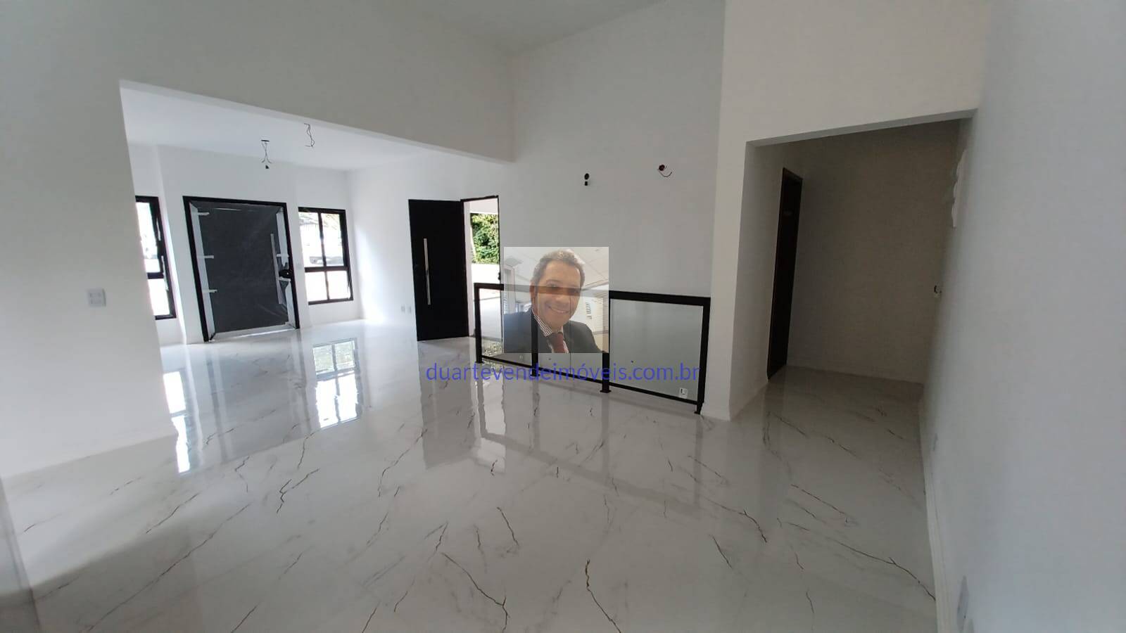 Casa à venda e aluguel com 4 quartos, 240m² - Foto 20