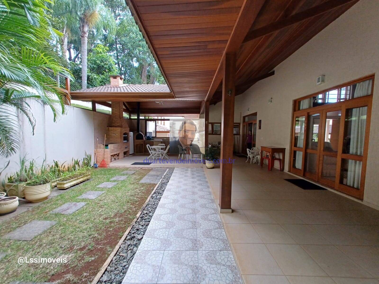 Casa de Condomínio à venda com 3 quartos, 335m² - Foto 22