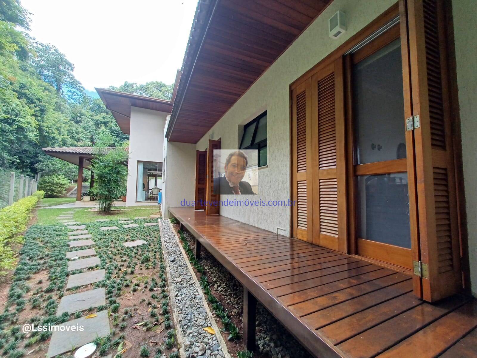 Casa de Condomínio à venda com 3 quartos, 335m² - Foto 45