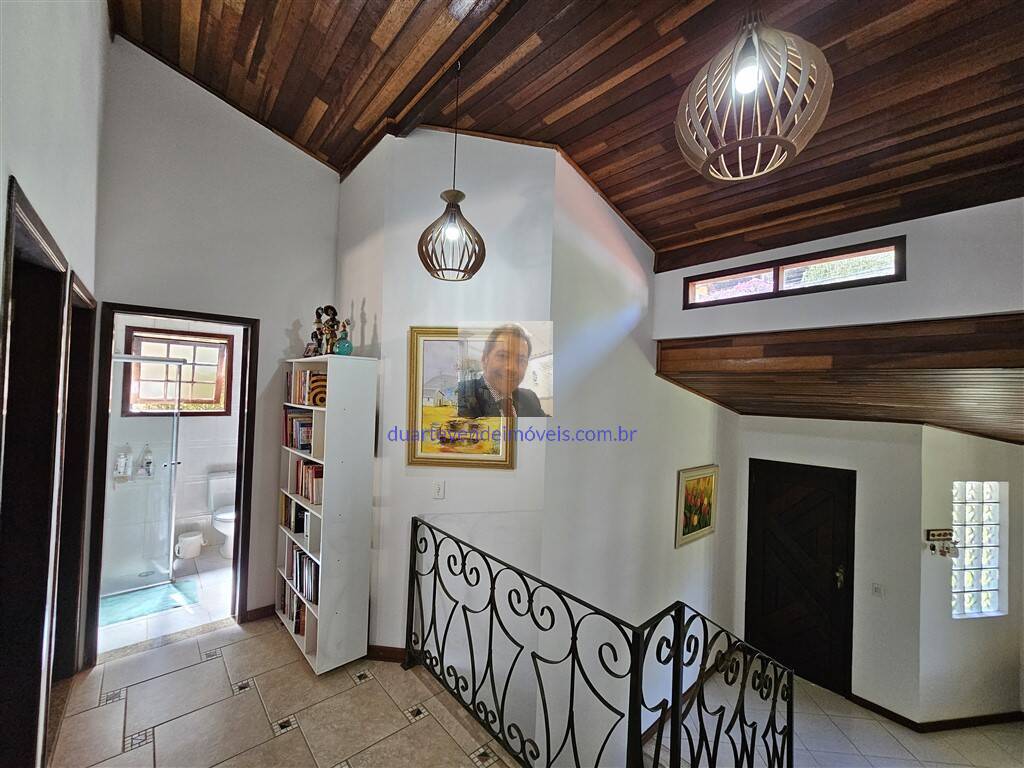 Casa de Condomínio à venda com 3 quartos, 223m² - Foto 13