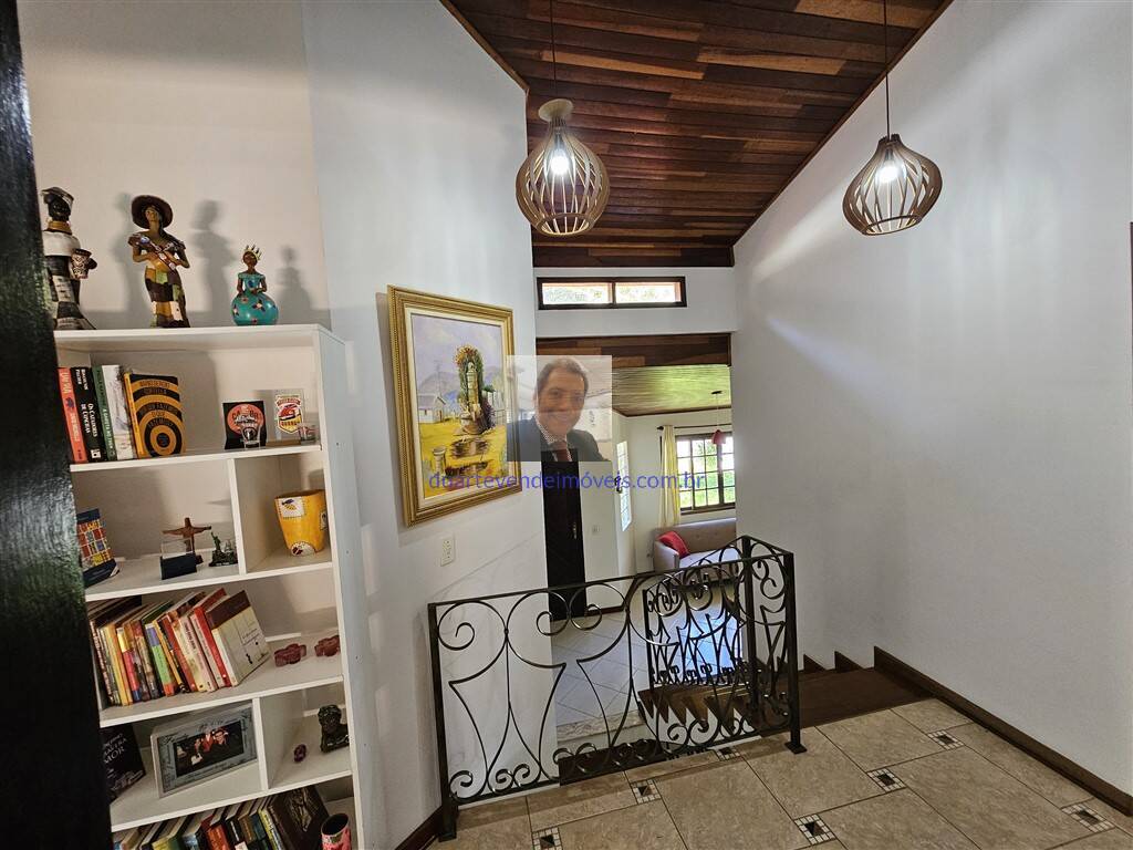 Casa de Condomínio à venda com 3 quartos, 223m² - Foto 24