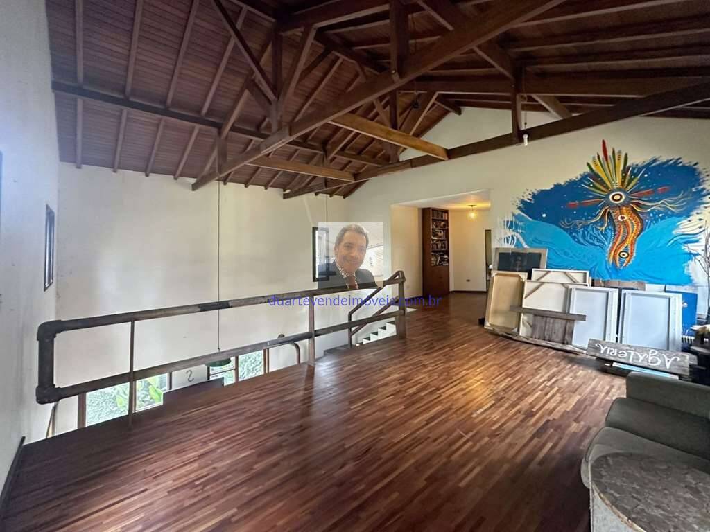 Casa à venda com 4 quartos, 303m² - Foto 25