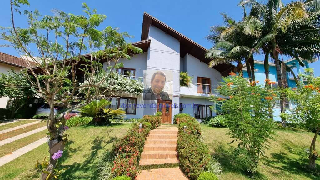 Casa de Condomínio à venda com 4 quartos, 380m² - Foto 1