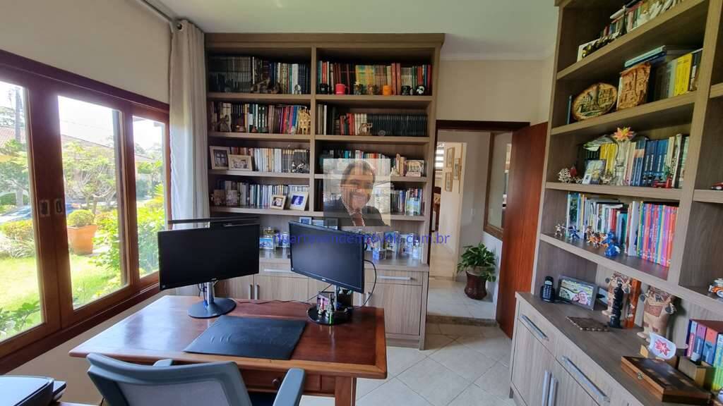 Casa de Condomínio à venda com 4 quartos, 380m² - Foto 27