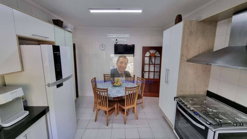 Casa de Condomínio à venda com 4 quartos, 380m² - Foto 31