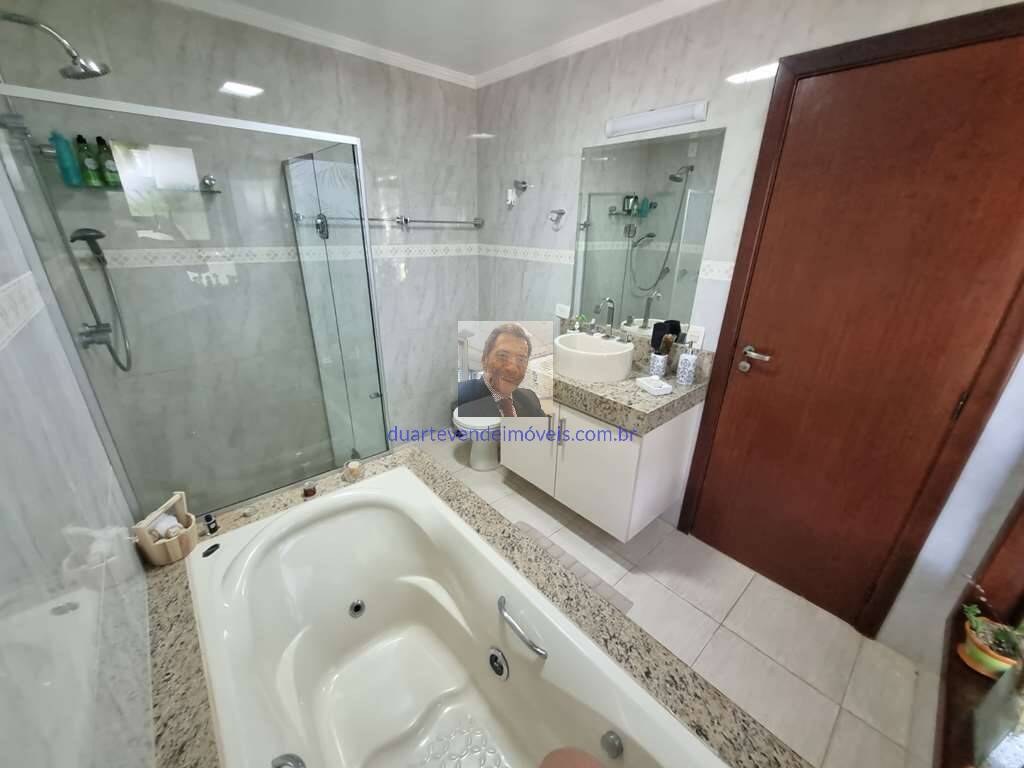 Casa de Condomínio à venda com 4 quartos, 380m² - Foto 46