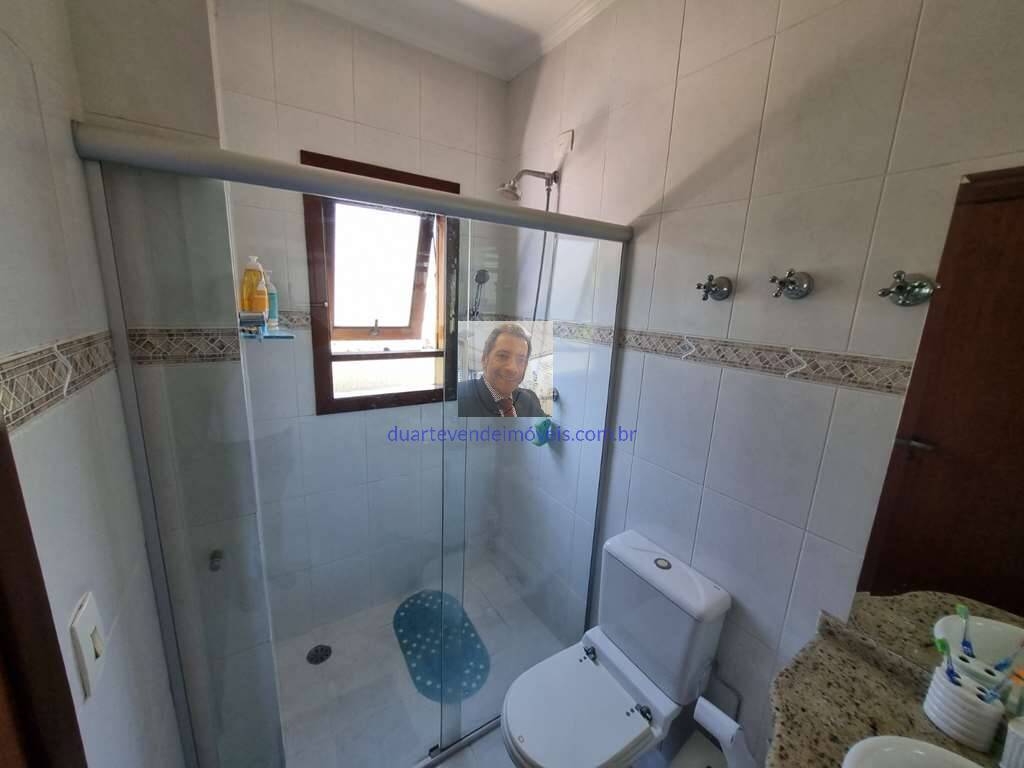 Casa de Condomínio à venda com 4 quartos, 380m² - Foto 49