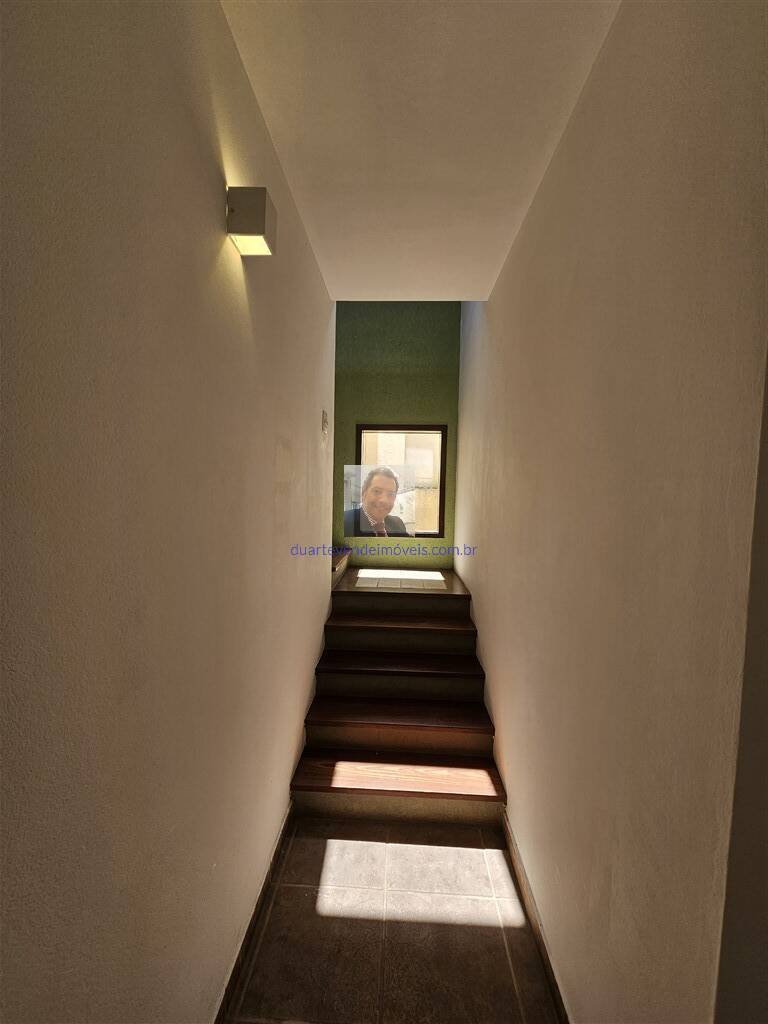 Casa de Condomínio para alugar com 5 quartos, 260m² - Foto 22