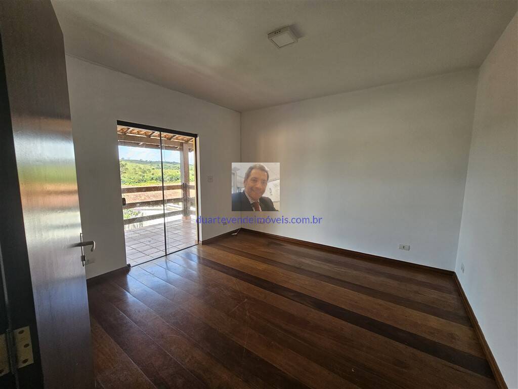 Casa de Condomínio para alugar com 5 quartos, 260m² - Foto 41