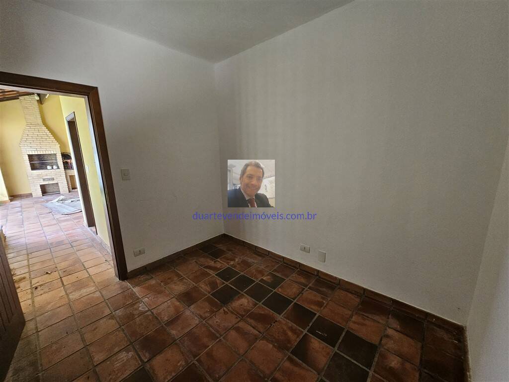 Casa de Condomínio para alugar com 5 quartos, 260m² - Foto 53