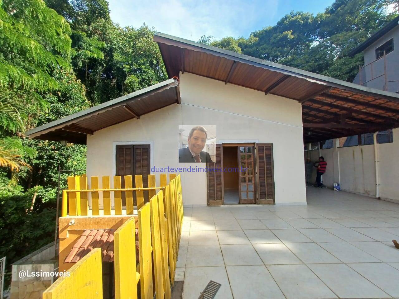 Casa de Condomínio à venda com 3 quartos, 163m² - Foto 1