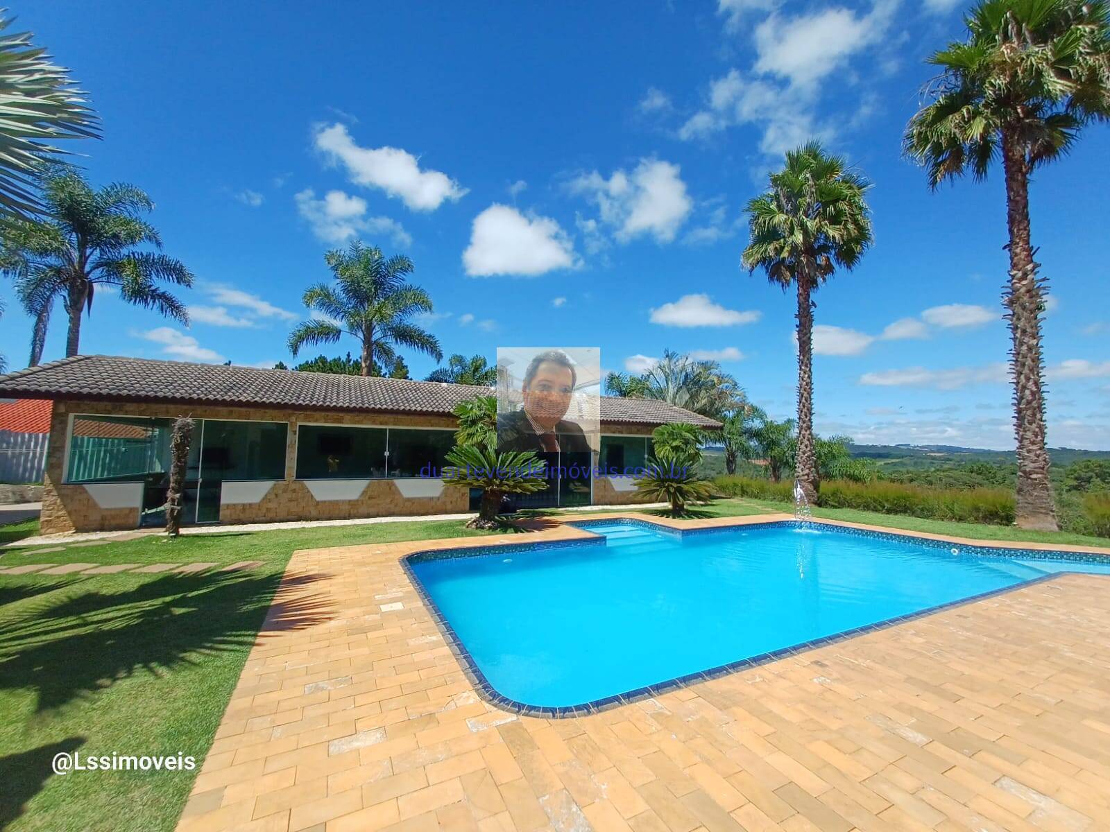 Fazenda à venda com 5 quartos, 500m² - Foto 1