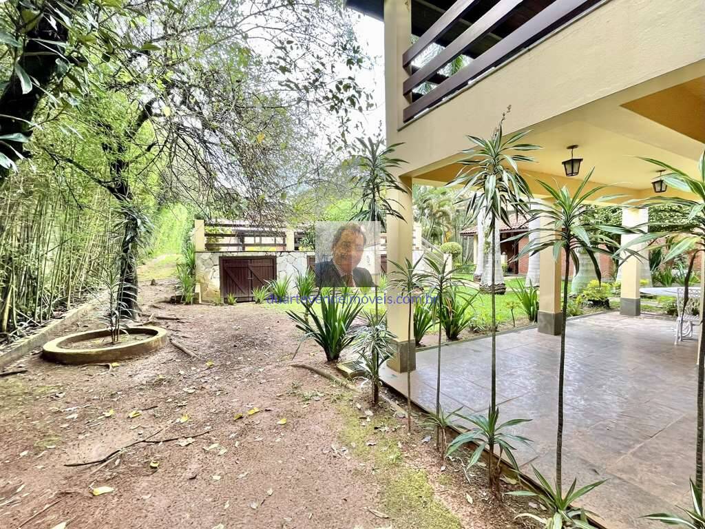 Casa de Condomínio à venda com 4 quartos, 428m² - Foto 13