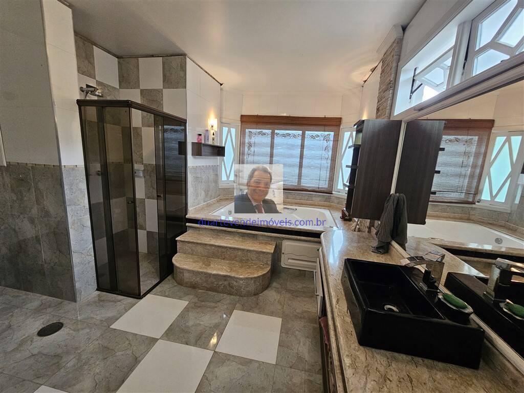 Casa de Condomínio à venda com 4 quartos, 360m² - Foto 27