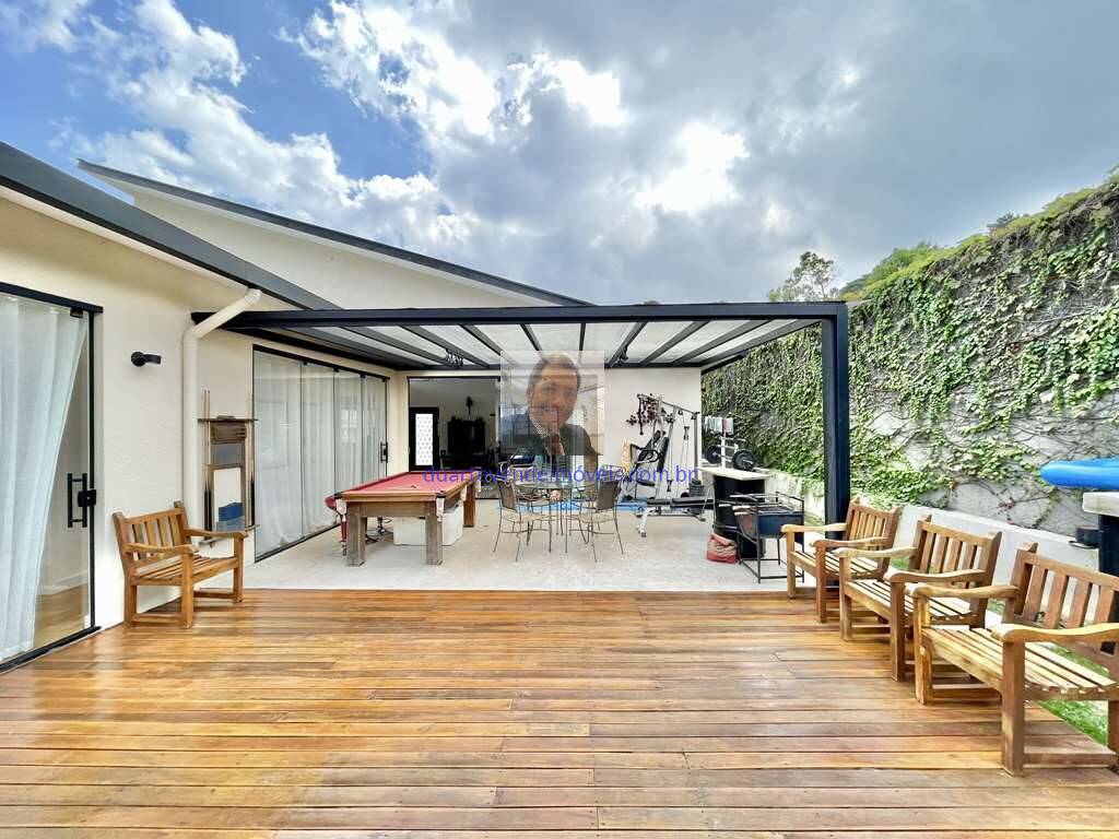 Casa à venda com 3 quartos, 277m² - Foto 16