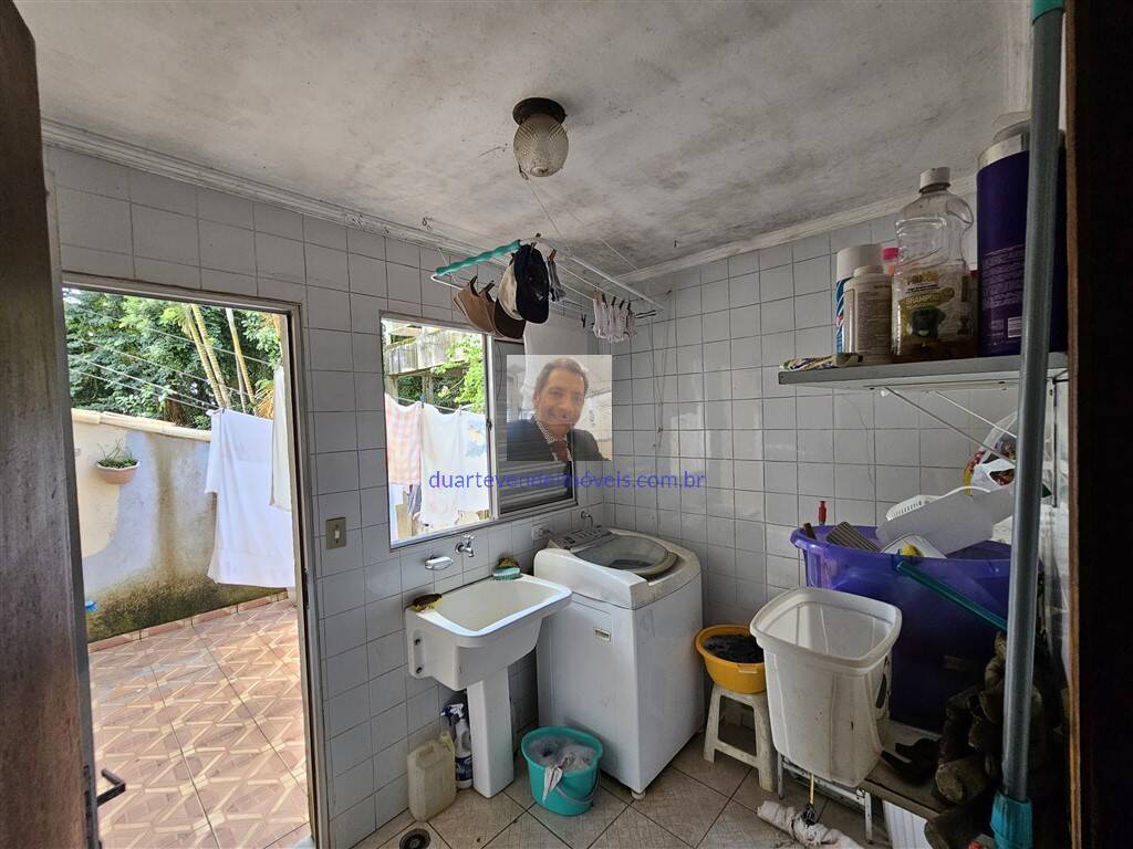 Casa de Condomínio à venda com 3 quartos, 240m² - Foto 18