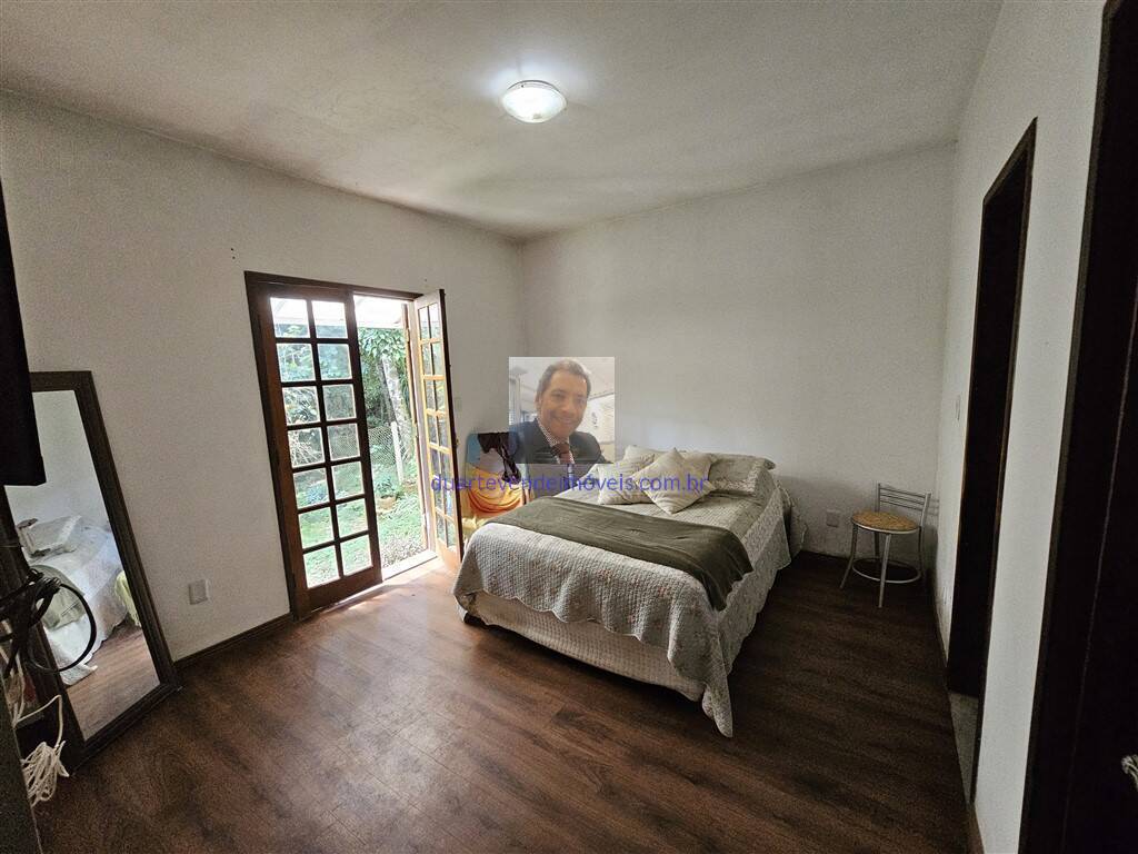 Casa de Condomínio à venda com 3 quartos, 240m² - Foto 43