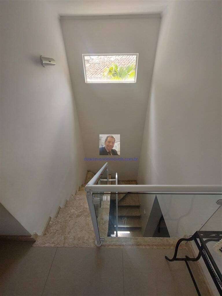 Casa de Condomínio à venda com 3 quartos, 221m² - Foto 19