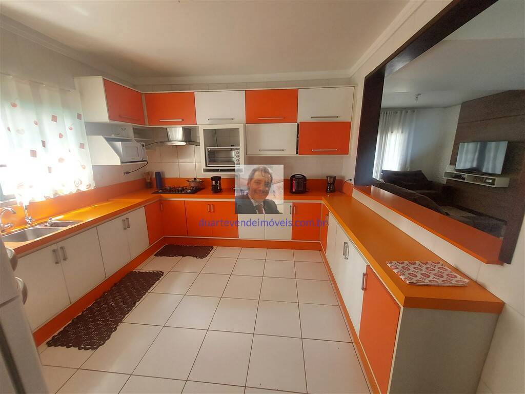 Casa de Condomínio à venda com 3 quartos, 221m² - Foto 29