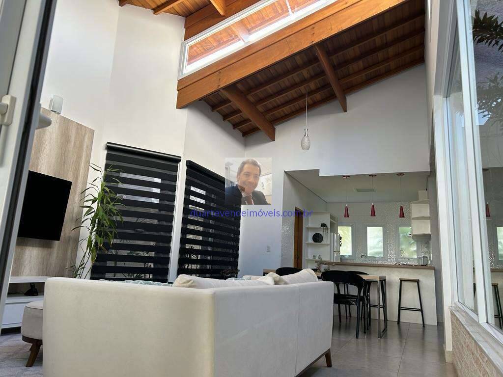 Casa de Condomínio à venda com 3 quartos, 270m² - Foto 6