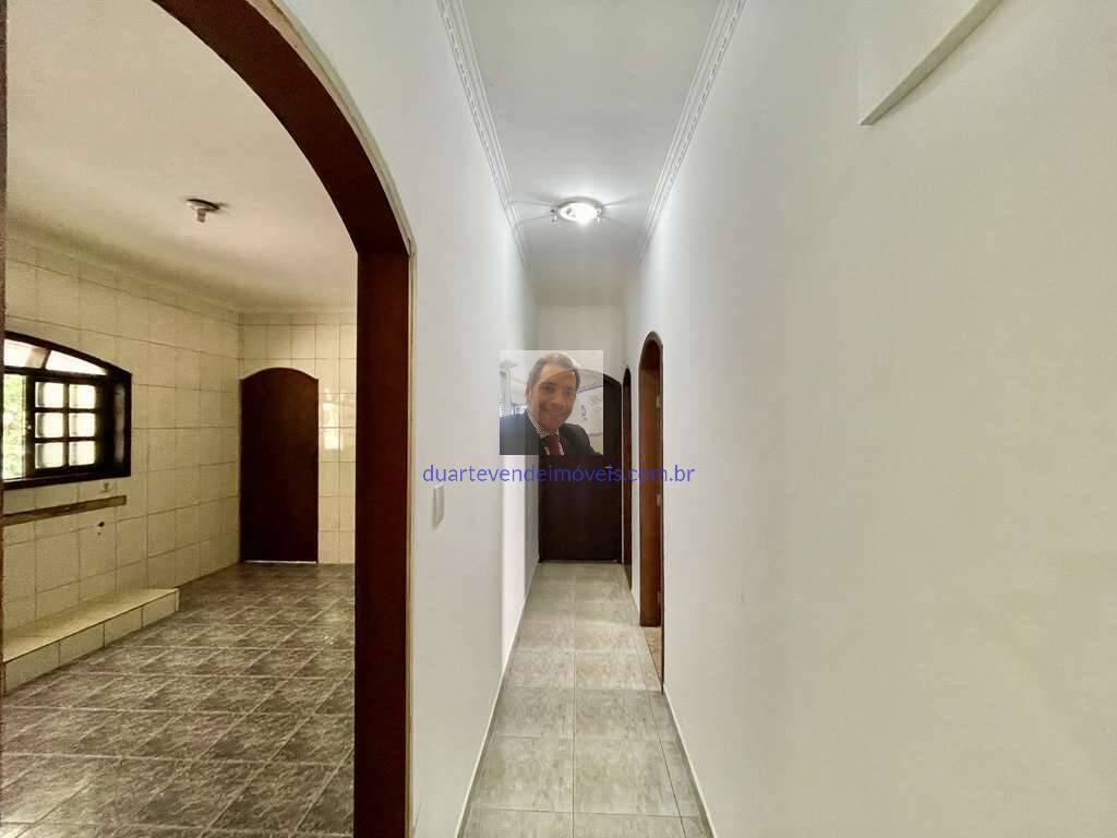 Casa à venda com 3 quartos, 230m² - Foto 23