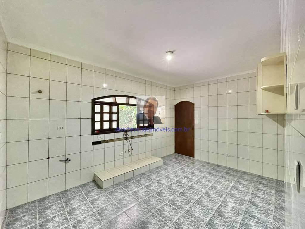 Casa à venda com 3 quartos, 230m² - Foto 24