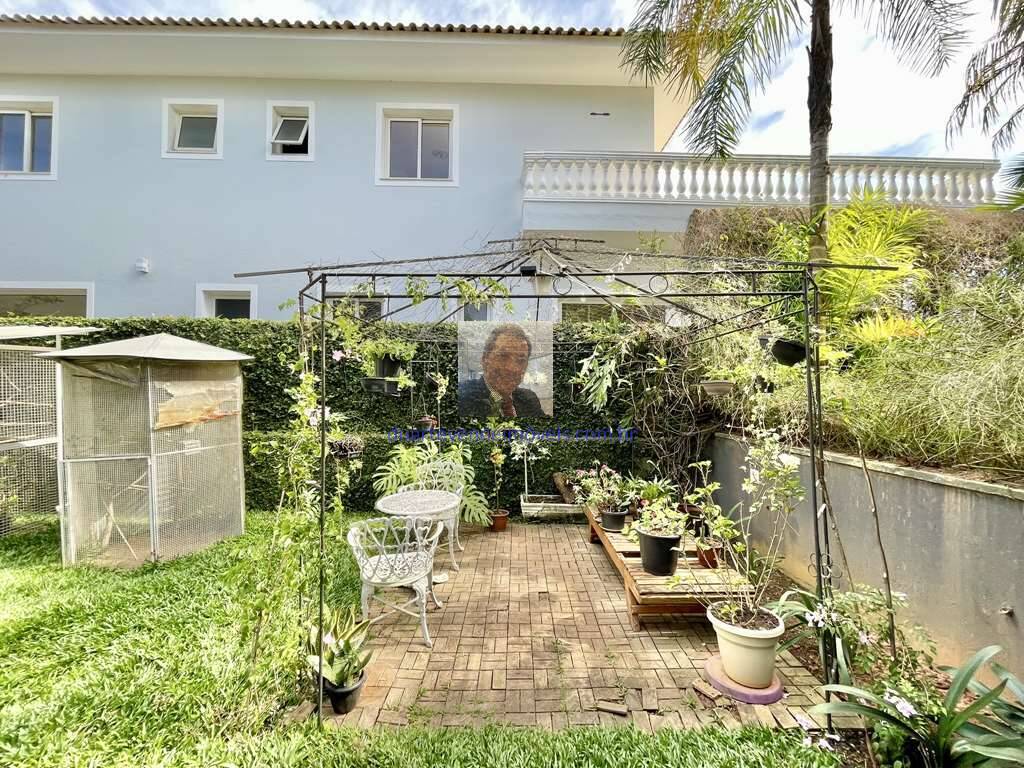 Casa de Condomínio à venda com 4 quartos, 380m² - Foto 40