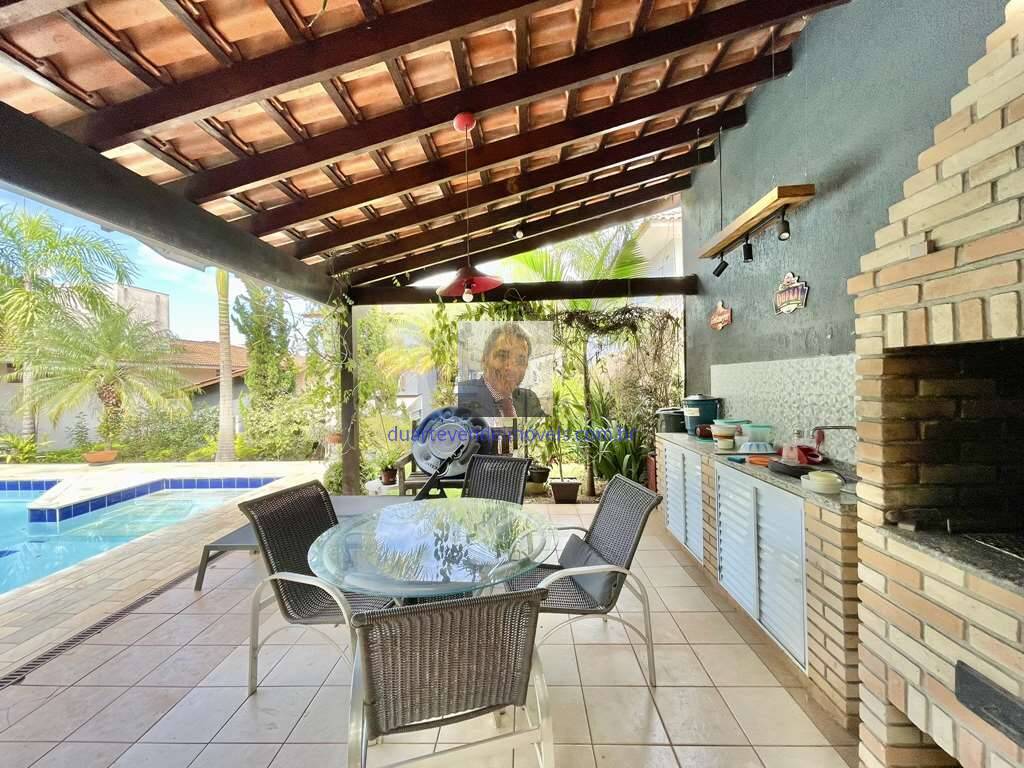 Casa de Condomínio à venda com 4 quartos, 380m² - Foto 43