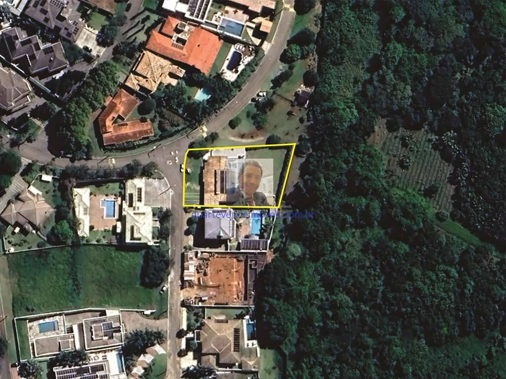 Casa de Condomínio à venda com 4 quartos, 556m² - Foto 2