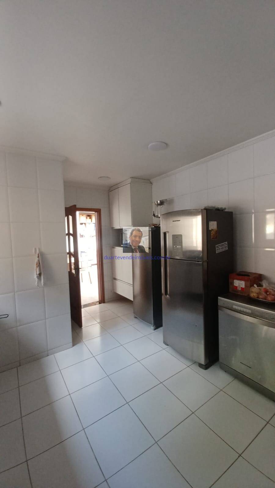 Casa de Condomínio à venda com 3 quartos, 180m² - Foto 28