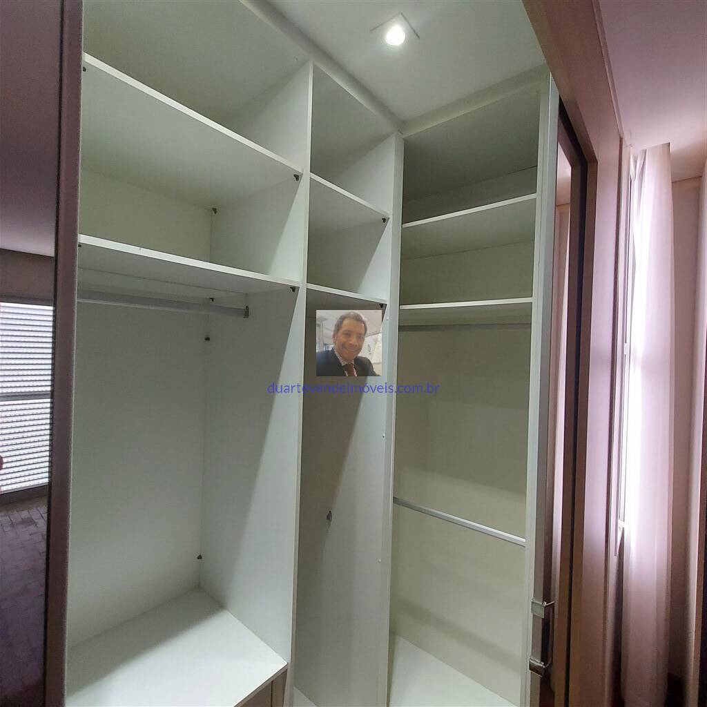 Casa de Condomínio à venda com 3 quartos, 228m² - Foto 32