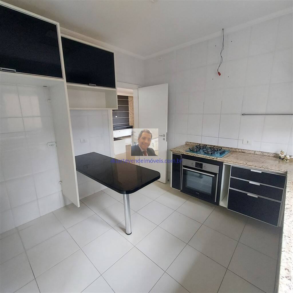 Casa de Condomínio à venda com 3 quartos, 228m² - Foto 15