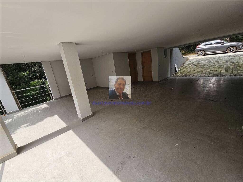 Casa à venda com 3 quartos, 280m² - Foto 18