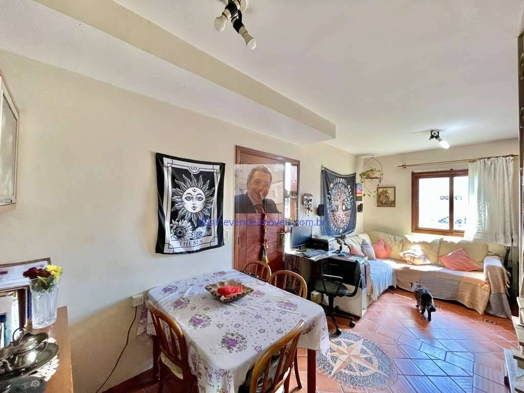 Casa à venda com 2 quartos, 60m² - Foto 12