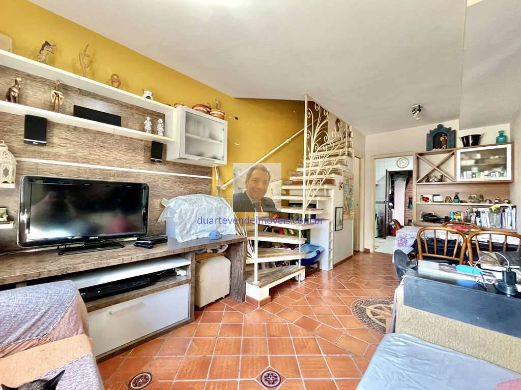 Casa à venda com 2 quartos, 60m² - Foto 14