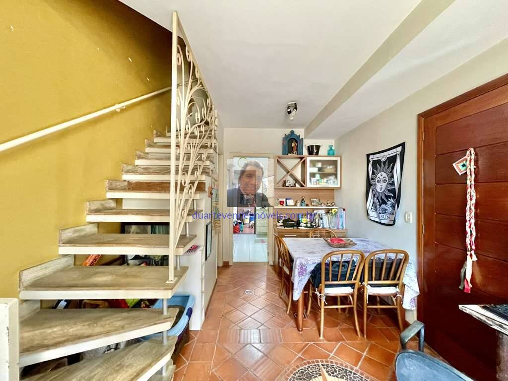 Casa à venda com 2 quartos, 60m² - Foto 15