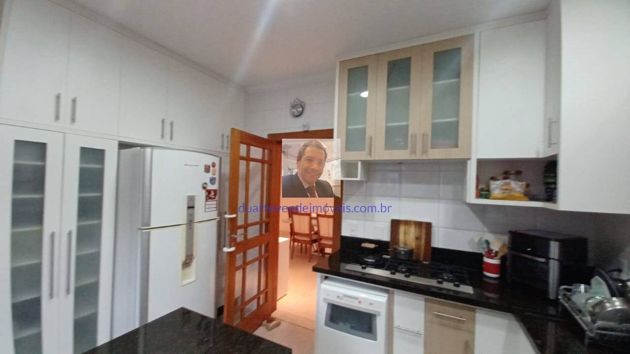 Casa de Condomínio à venda com 3 quartos, 250m² - Foto 48