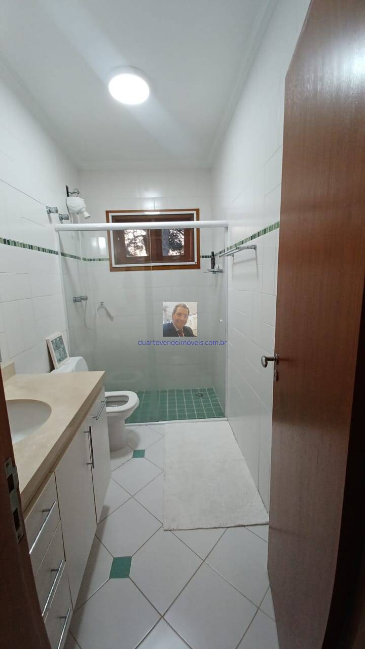 Casa de Condomínio à venda com 3 quartos, 250m² - Foto 47