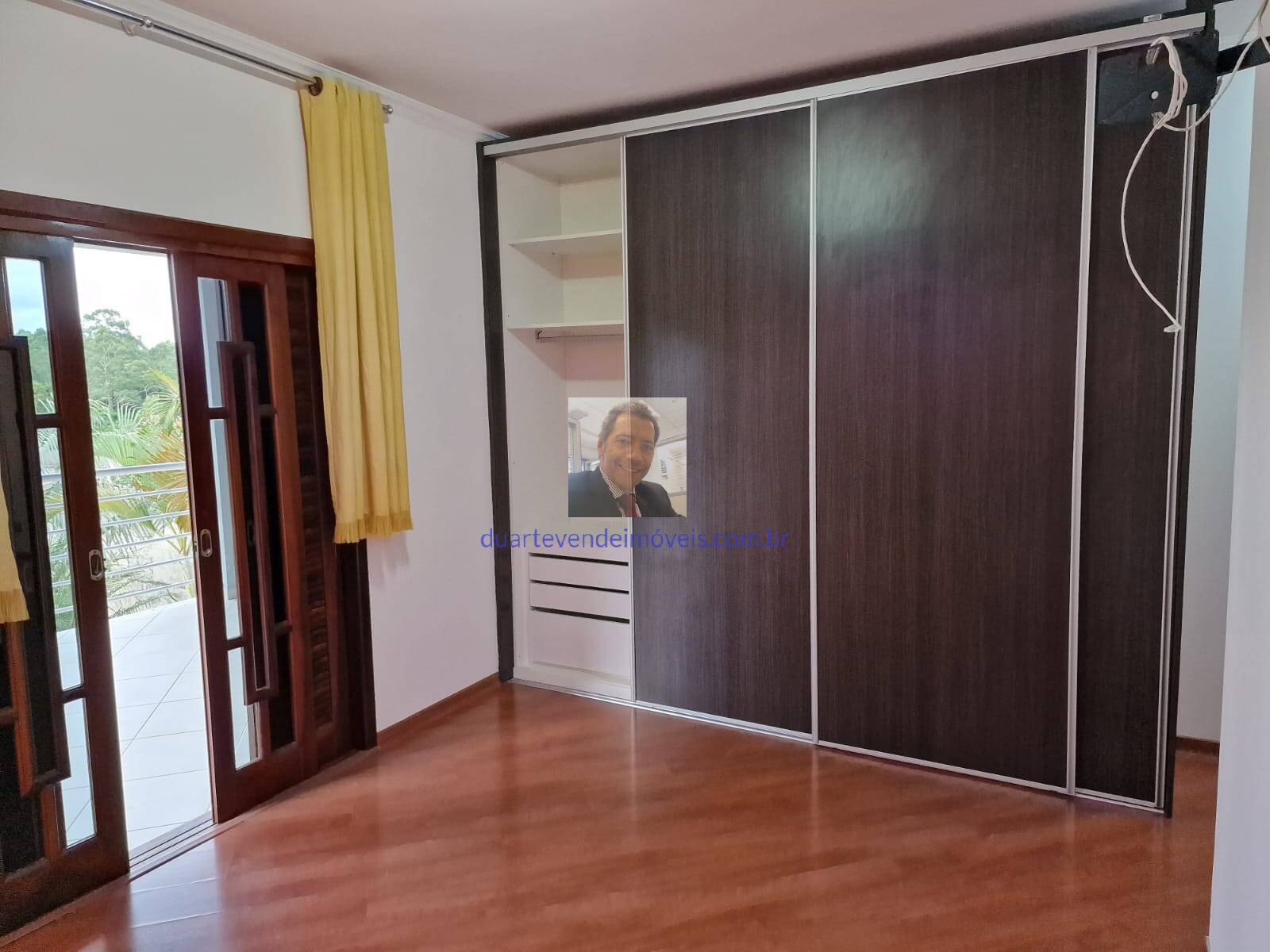 Casa de Condomínio à venda com 3 quartos, 300m² - Foto 18