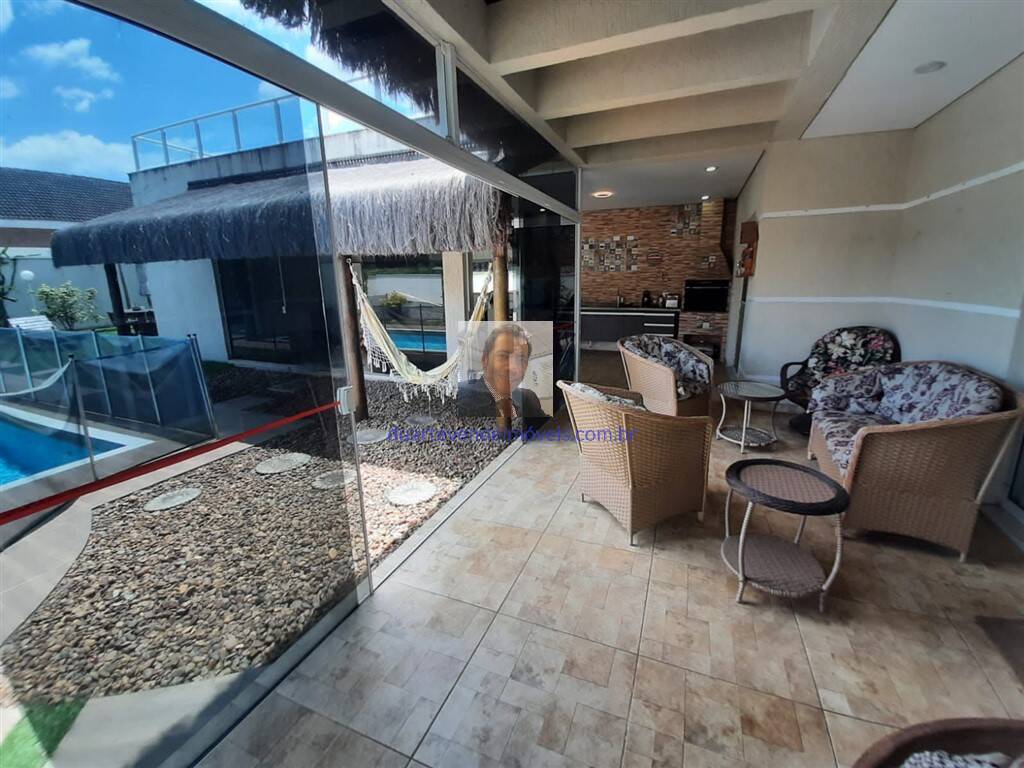 Casa de Condomínio à venda com 4 quartos, 376m² - Foto 49